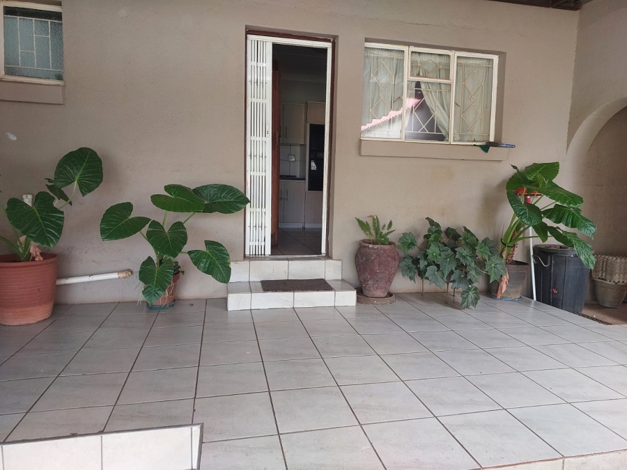 Commercial Property for Sale in Wilkoppies North West